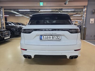 2021 Porsche CAYENNE 照片 6