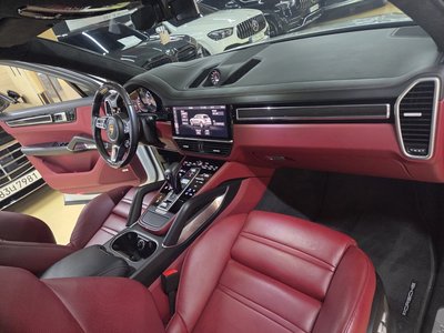 2021 Porsche CAYENNE 缩略图 18