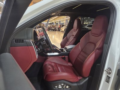 2021 Porsche CAYENNE 缩略图 12