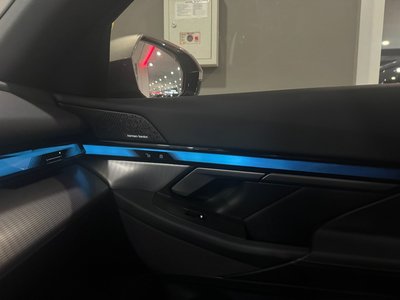 2025 BMW 5 SERIES thumbnail 14