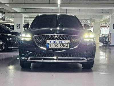 صورة 2 لـ 2021 Genesis GV70