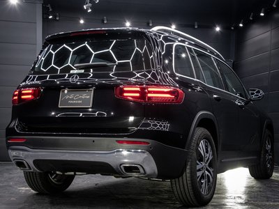 MERCEDES-BENZ GLB - 8