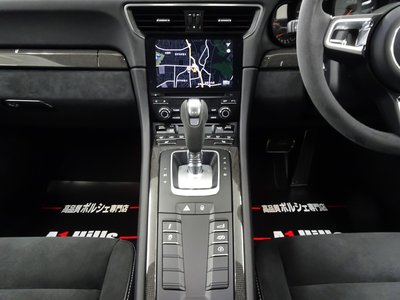 PORSCHE 911 - 9
