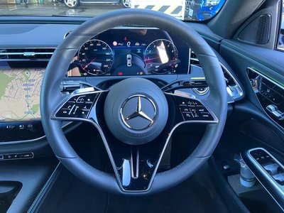 MERCEDES-BENZ E-CLASS - 8