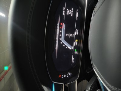 صورة 8 لـ 2021 AUDI S8