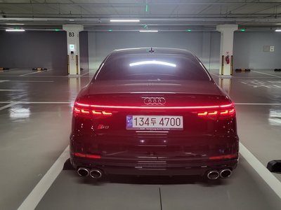 2021 AUDI S8 缩略图 16