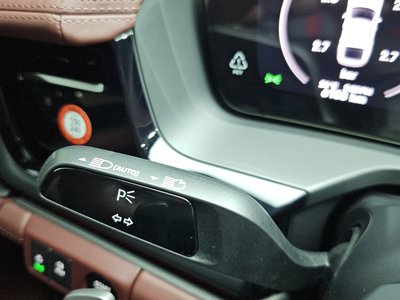 2025 Porsche PANAMERA — миниатюра 31