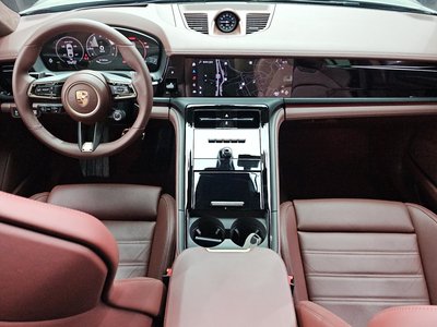 2025 Porsche PANAMERA 照片 5