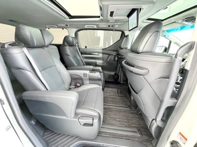 TOYOTA ALPHARD - 5