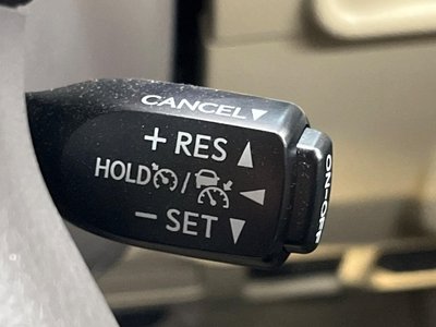 TOYOTA LAND CRUISER PRADO - 7