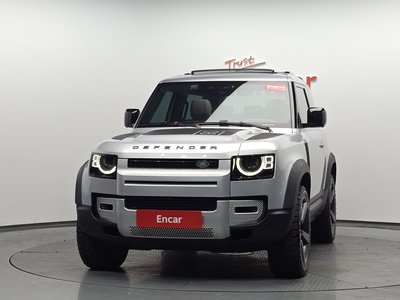 LAND ROVER DEFENDER - 2