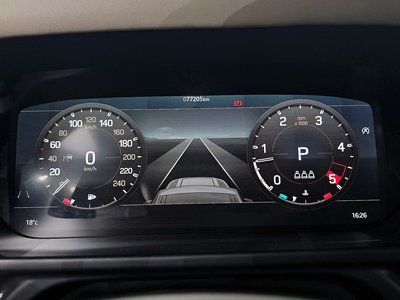 LAND ROVER DEFENDER - 8