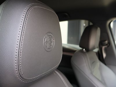 ALFA ROMEO STELVIO - 10