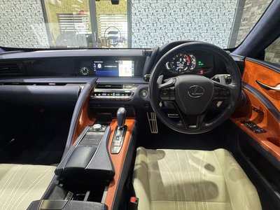 صورة مصغرة 20 لـ 2018 Lexus LC