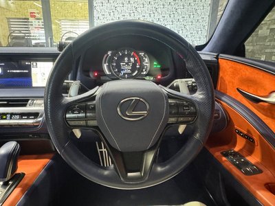 صورة مصغرة 21 لـ 2018 Lexus LC