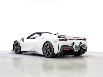 FERRARI SF90 - 10