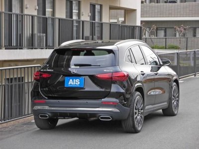 MERCEDES-BENZ GLA - 2