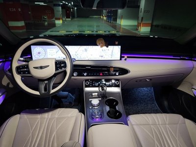 2024 Genesis GV70 — миниатюра 14