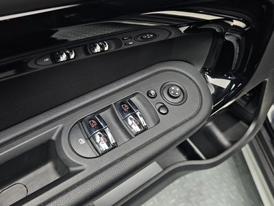 صورة مصغرة 25 لـ 2023 MINI COOPER COUNTRYMAN