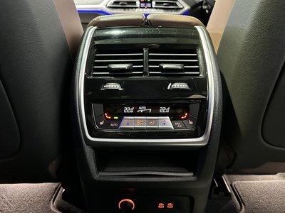 2022 BMW X7 缩略图 21