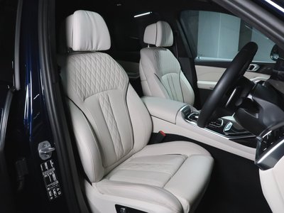 BMW X7 - 8