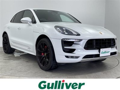 2017 Porsche MACAN photo 1