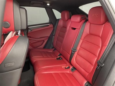 2017 Porsche MACAN thumbnail 38