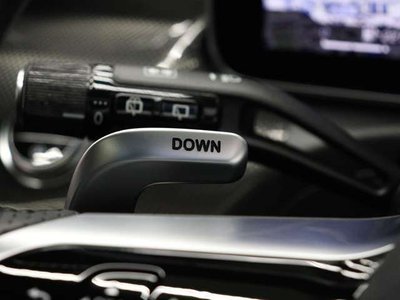 صورة مصغرة 28 لـ 2023 MERCEDES-BENZ C-CLASS