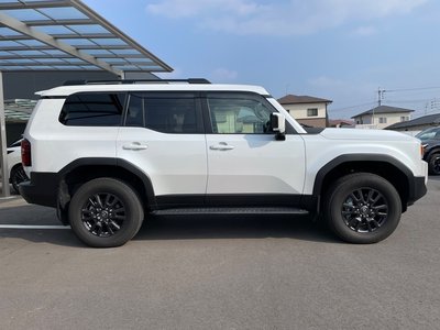 TOYOTA LAND CRUISER 250 - 3