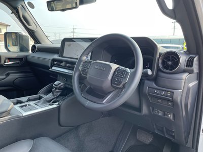 TOYOTA LAND CRUISER 250 - 7