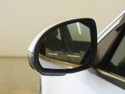 MERCEDES-BENZ C-CLASS - 6