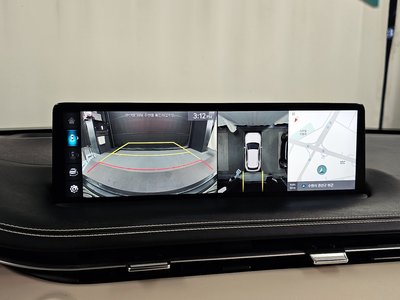 2022 Genesis GV70 thumbnail 15