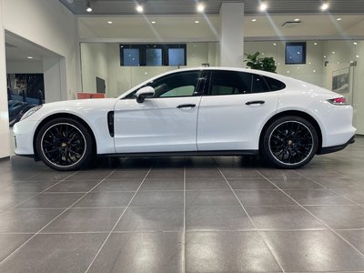 PORSCHE PANAMERA - 9