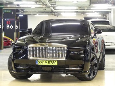 ROLLS-ROYCE SPECTRE - 1