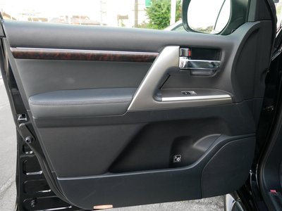 2015 Toyota LAND CRUISER 200 缩略图 25