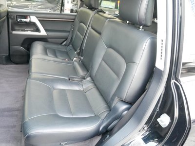 2015 Toyota LAND CRUISER 200 缩略图 36