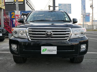 صورة 2 لـ 2015 Toyota LAND CRUISER 200