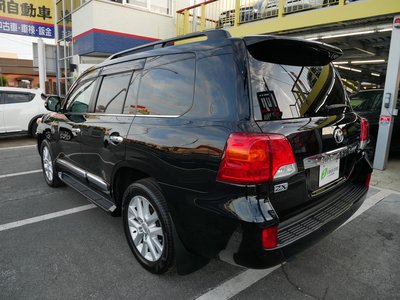 صورة 5 لـ 2015 Toyota LAND CRUISER 200