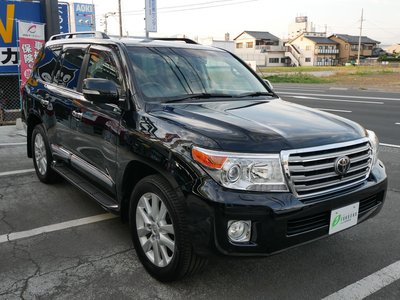 صورة 9 لـ 2015 Toyota LAND CRUISER 200
