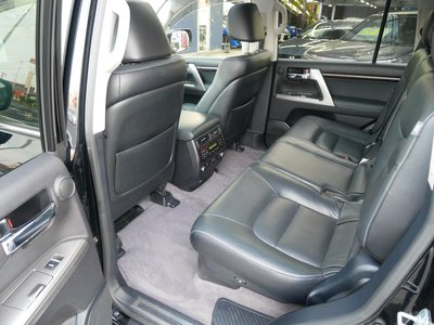 2015 Toyota LAND CRUISER 200 缩略图 35