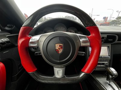 PORSCHE 911 - 8