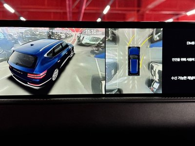 2021 Genesis GV80 thumbnail 13