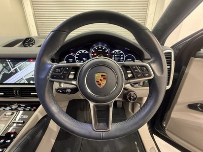 PORSCHE CAYENNE - 9