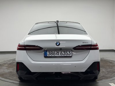 2026 BMW 5 SERIES 照片 5