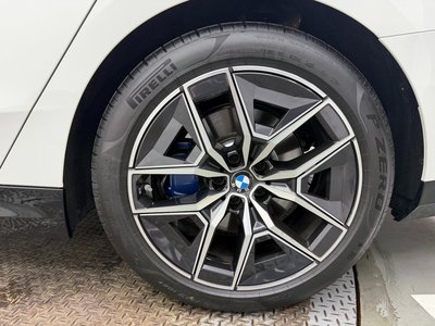 2026 BMW 5 SERIES 照片 6
