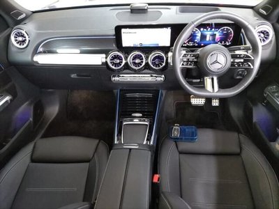 MERCEDES-BENZ GLB - 3