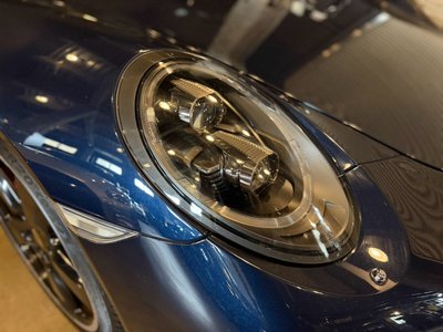 2016 Porsche 911 — миниатюра 18