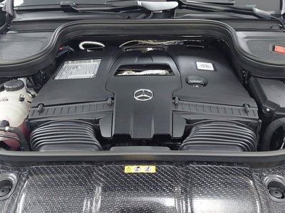 MERCEDES-BENZ GLS - 7