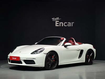 2017 Porsche 718 — фото 1