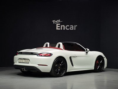 2017 Porsche 718 — фото 3
